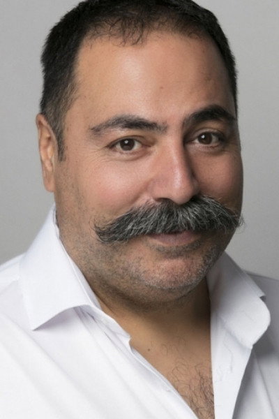 Yüksel Ünal as Cabbar in Star of the Shepherd