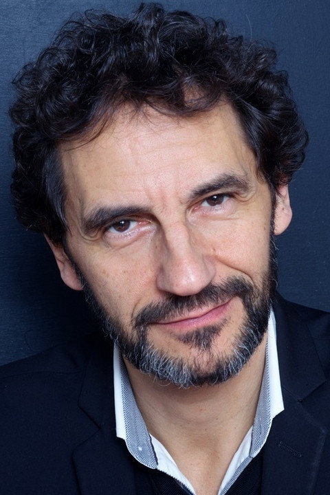 Michel Scotto di Carlo as Paul, père d'Alma in Life Ahead of Them