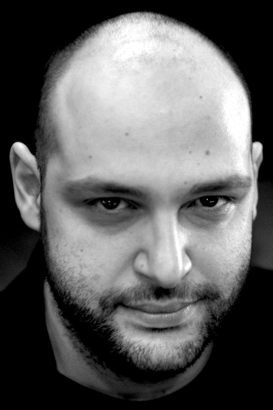 Achille Ridolfi as Florent in Les Gentils