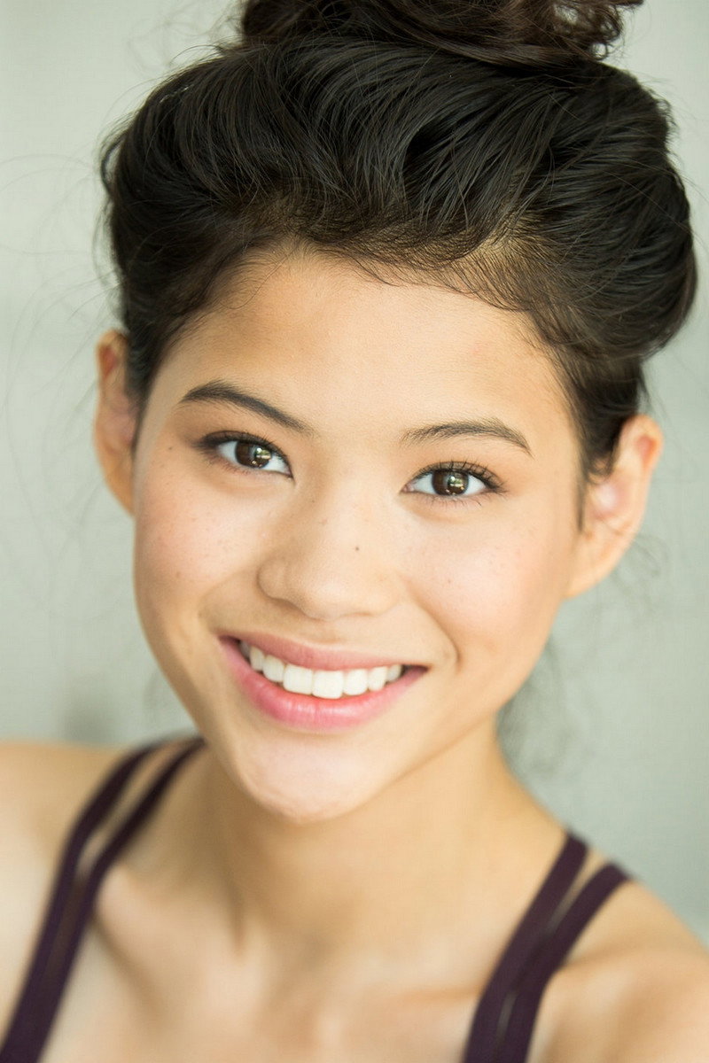 Grace Olsen as Cousin Jessica in Paulie Go!