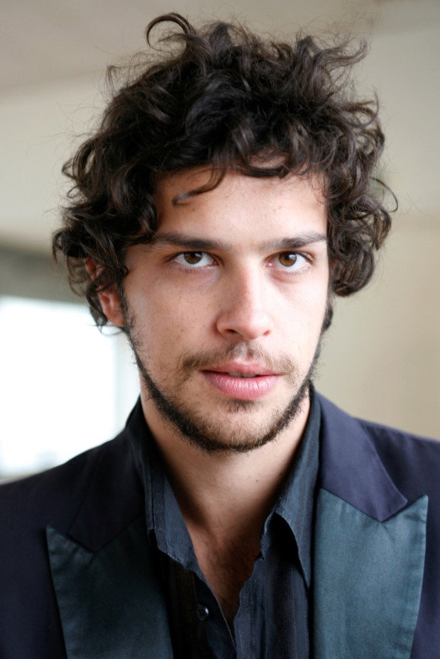 Christophe Degli Esposti as Julien in La Vie est à nous