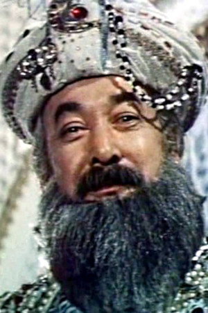Тоҳир Собиров as Ustokalon in Horses Under the Moon