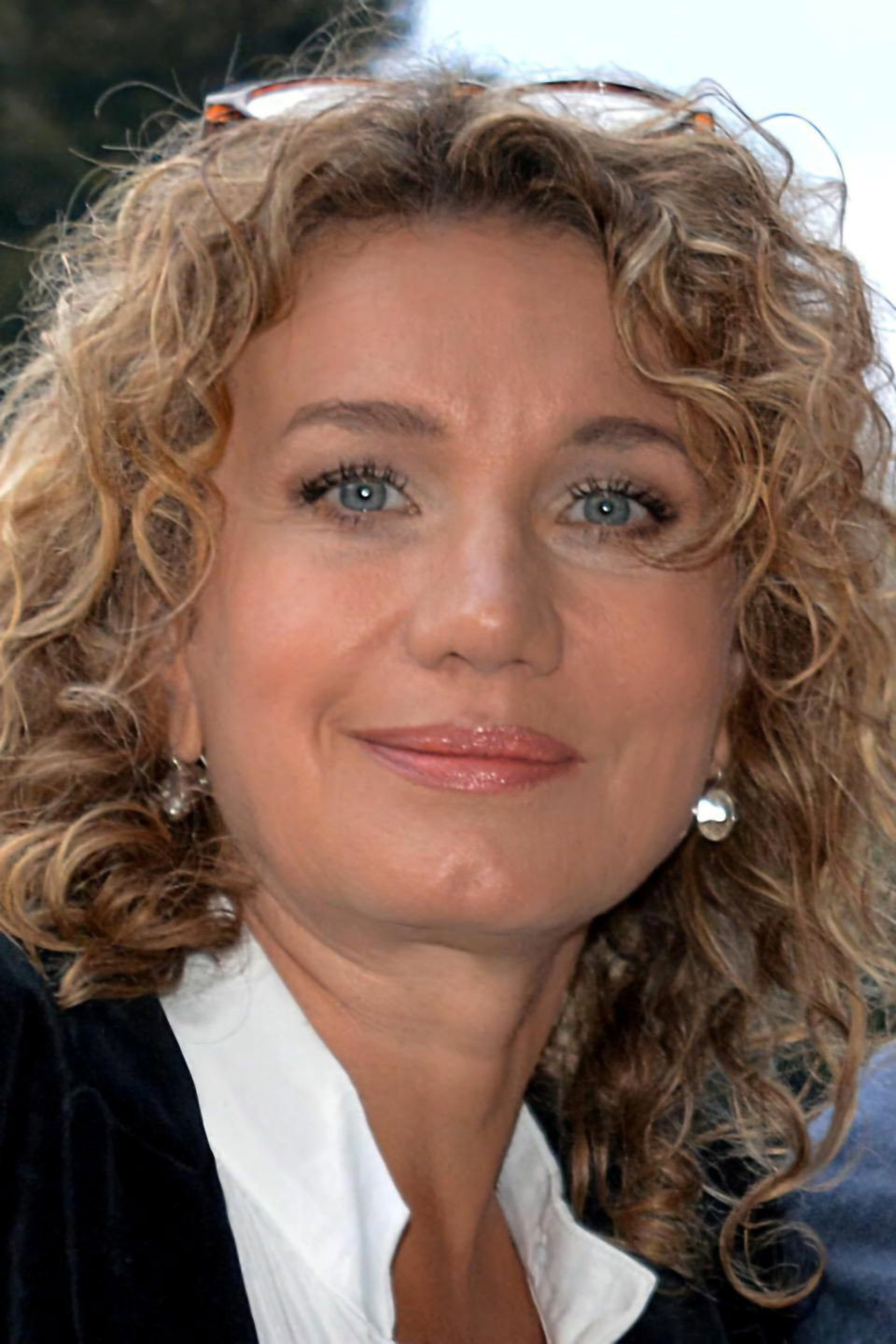 Joanna Trzepiecińska as Parvina in Łowca. Ostatnie starcie