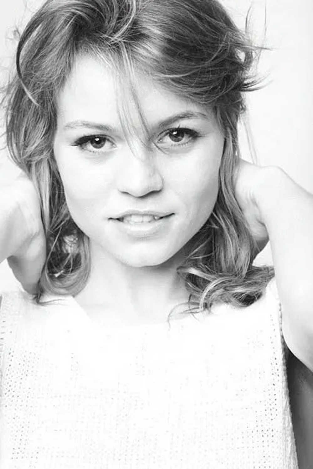 Holly Goss as Holly King in The Dyatlov Pass Incident