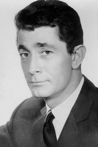 Jean-Claude Pascal as Pierre Martel in Flesh and the Woman