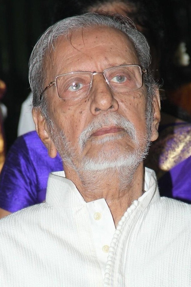 Charu Haasan as Bobby's grandfather in Dear Comrade