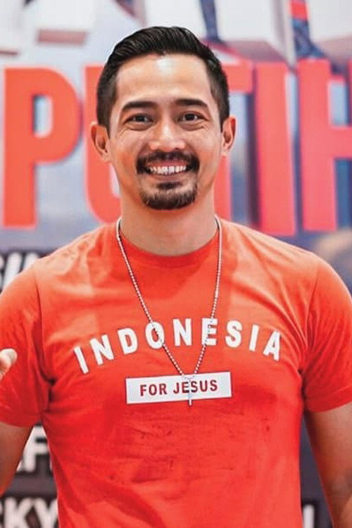 Yama Carlos as Santoso in The Train of Death