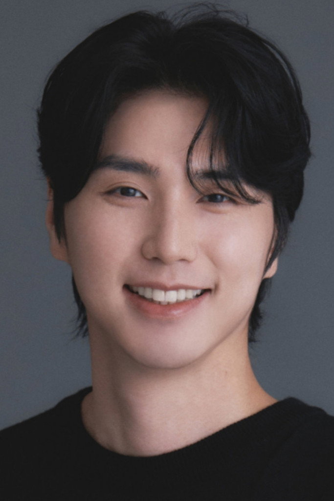 김서원 as Park Seung-chan in Once We Were Us