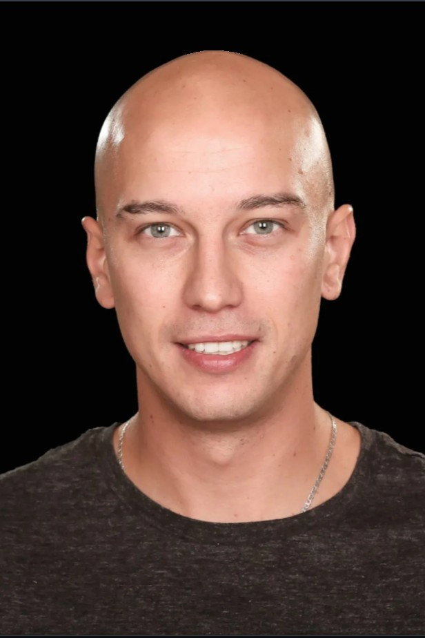 Miloš Petrović 'Trojpec' as Pijani Gospodin in Another Iced Coffee