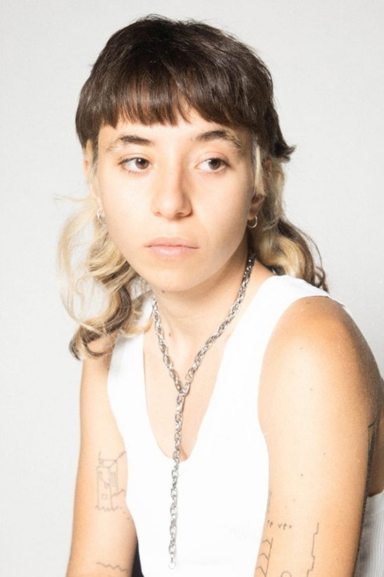 Aroa Elvira as Aroa in Girlfriends and Girlfriends