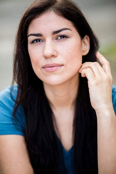Savonna Spracklin as Isabella Harbud in Murder in a Small Town