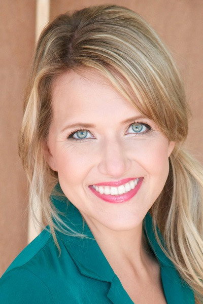 Natasha Charles Parker as Gina in Carver