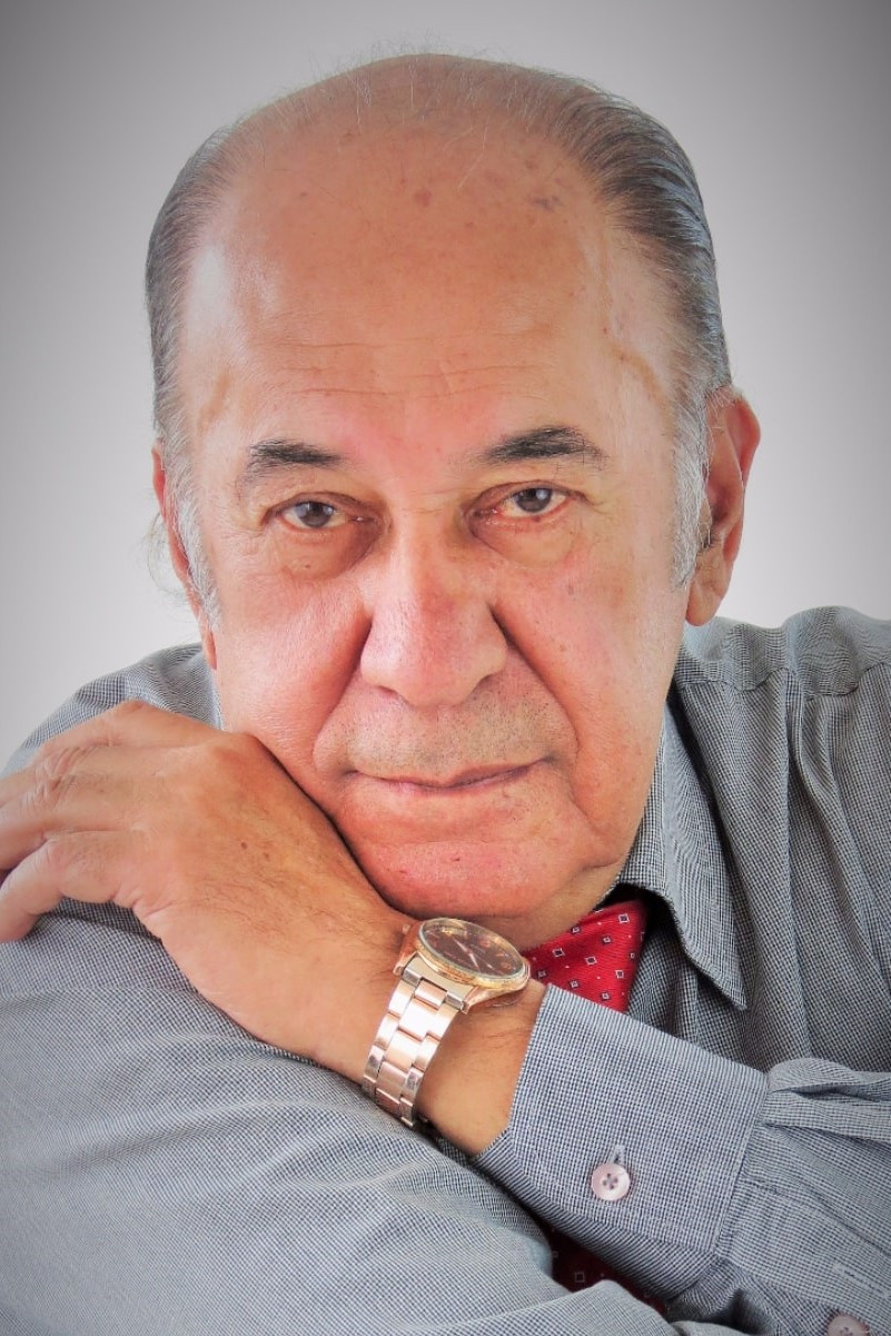 Luis Fernando Múnera as Mario del Monte in Mambo