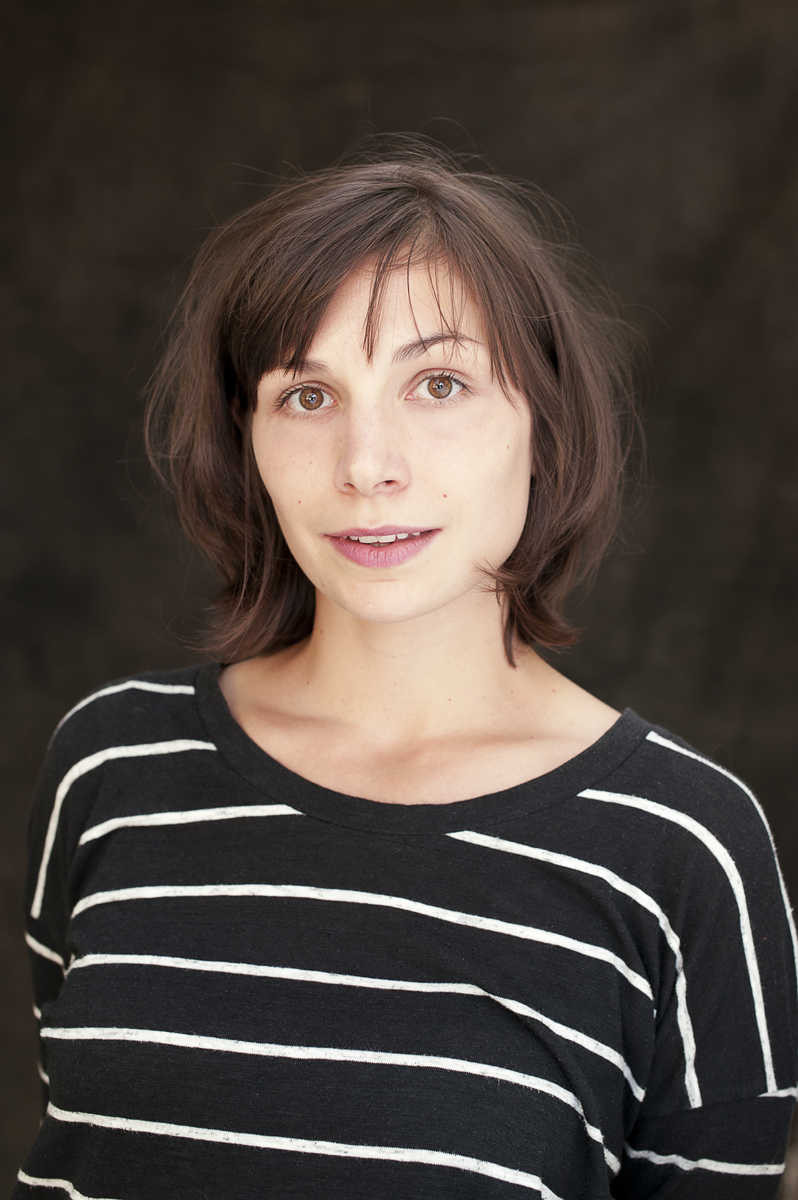 Marie du Bled as Jeanne in Ultranova