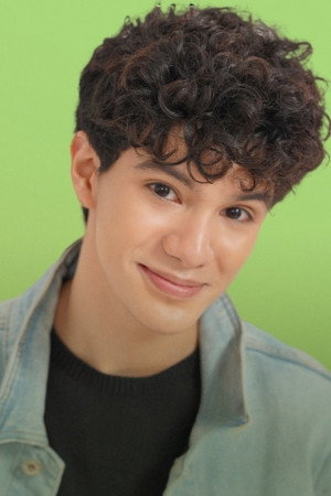 Lee Victor as Raviel Ocampo in You’re My Favorite Song