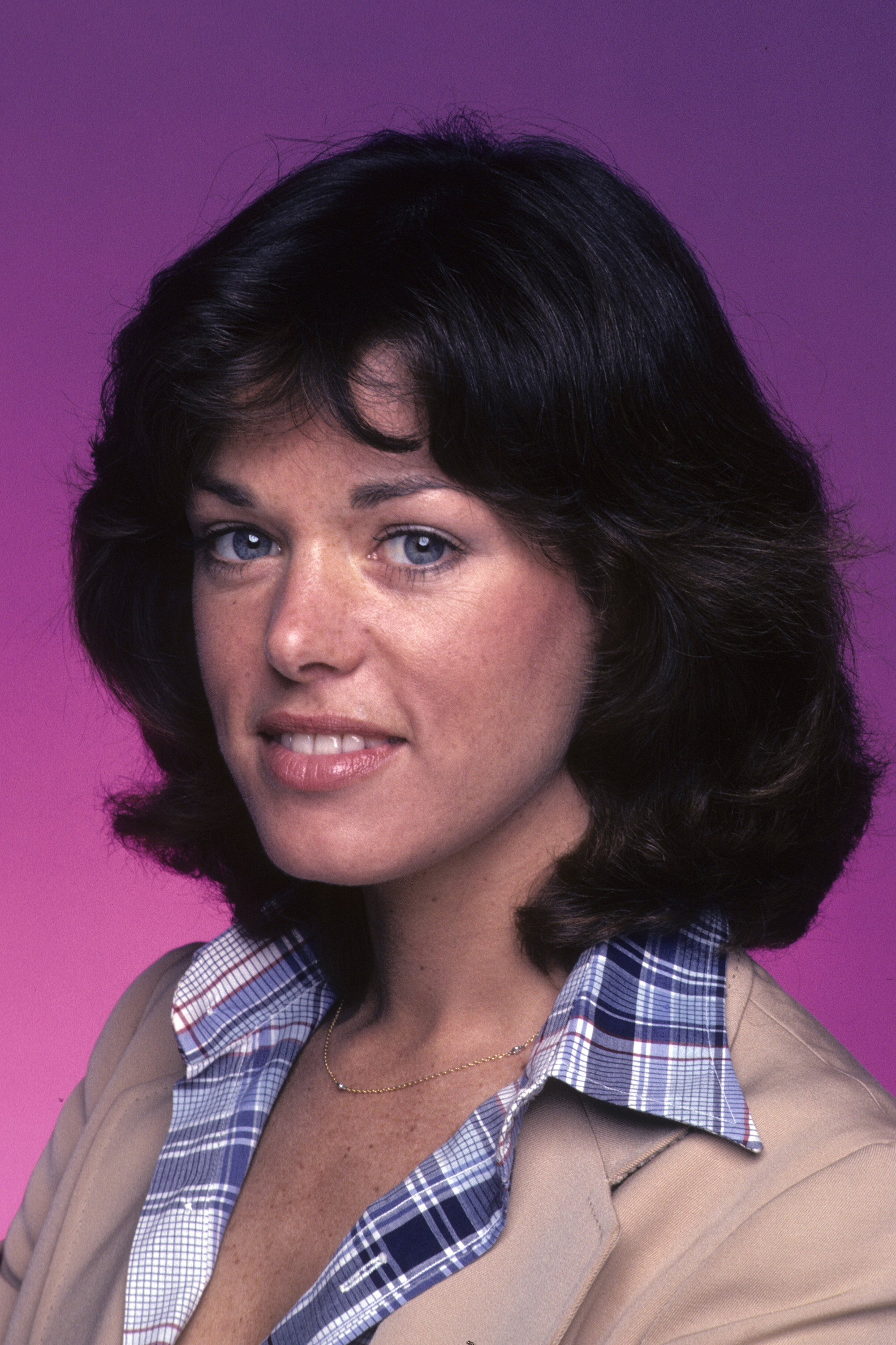 Meridith Baer as Tracy in The Chicken Chronicles