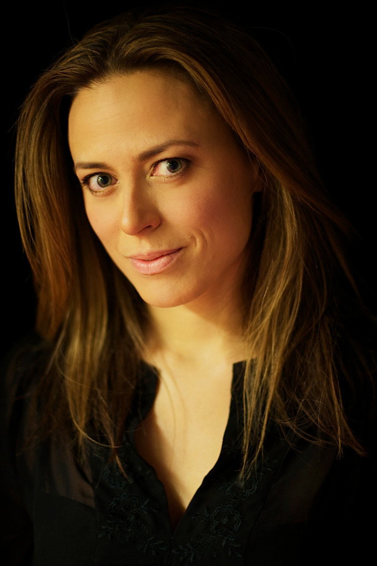 Ine Jansen as Anki in Jacks