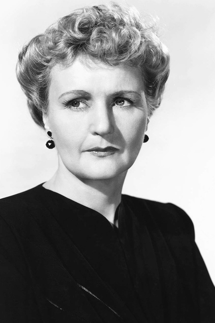 Moyna MacGill as Marchesa Dolce in Private Angelo