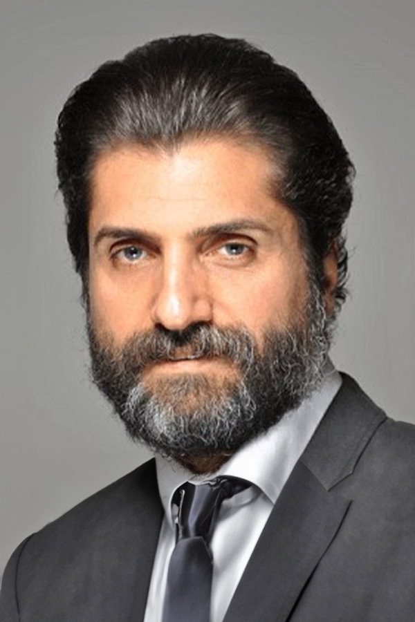 Okan Şenozan as Evren in Kasada Parti