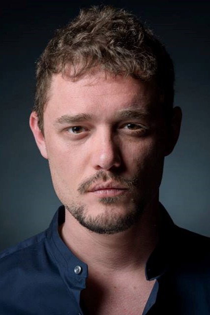 Federico Aguado as Bruno in Valeria