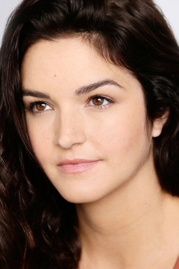 Chelsea Ricketts as Samantha in Jackals