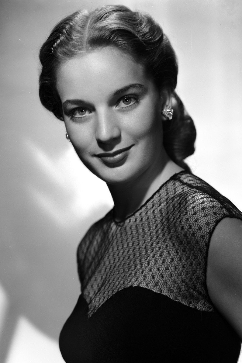 Debra Alden as Ruth Stockton in Code of the West
