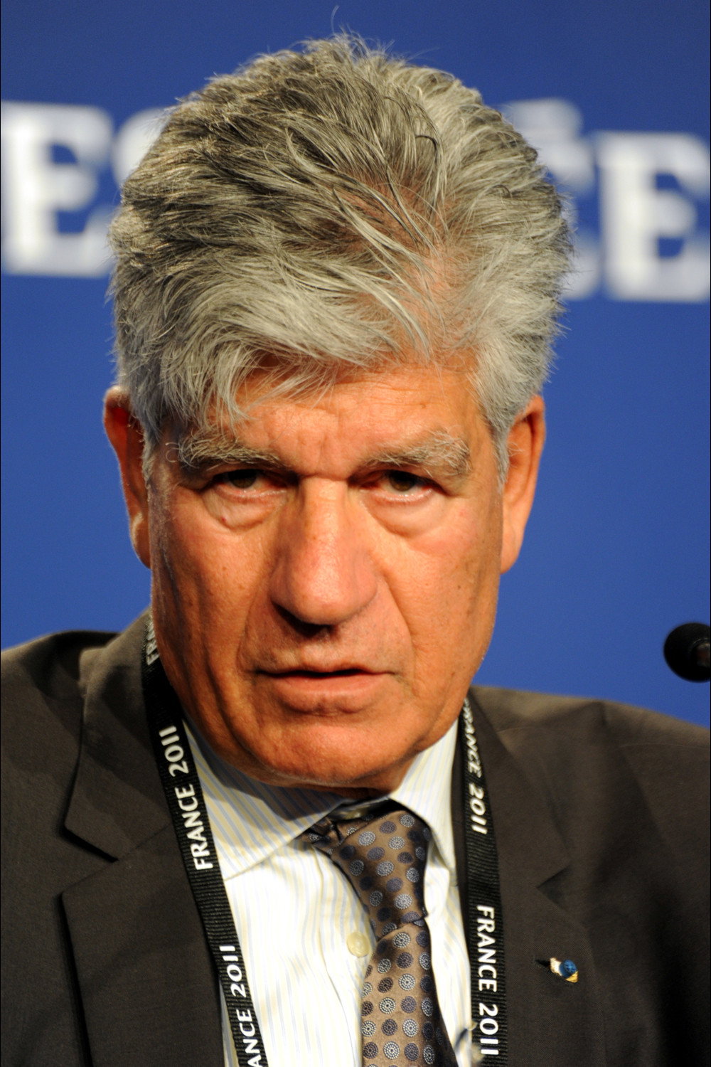 Maurice Lévy as Self (archive footage) in L'Âge d'or de la pub