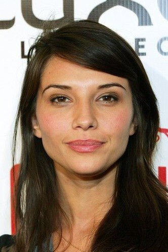 Amara Zaragoza as Marybeth Dunstan in Hatchet