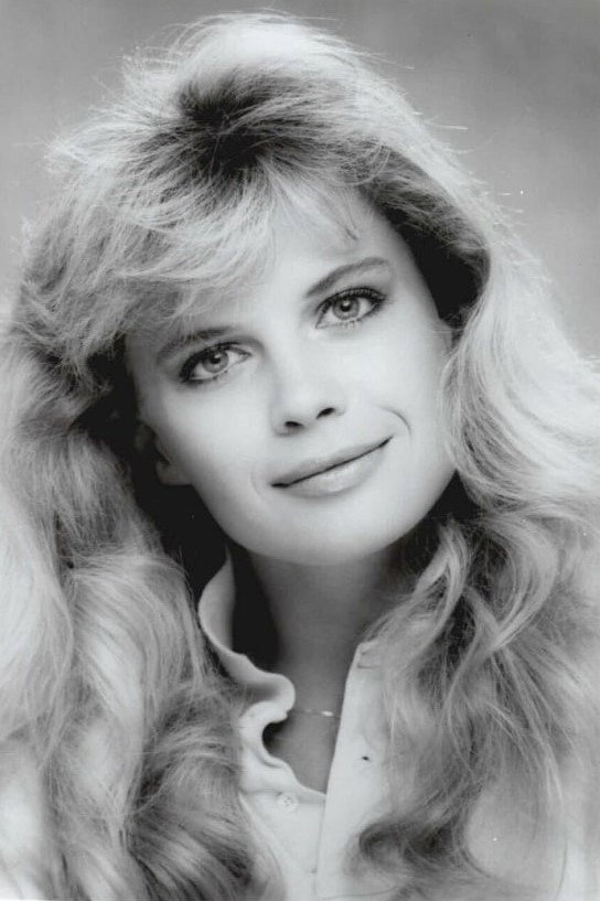 Candice Daly as Wendy / Teresa Lazarre in Where Truth Lies