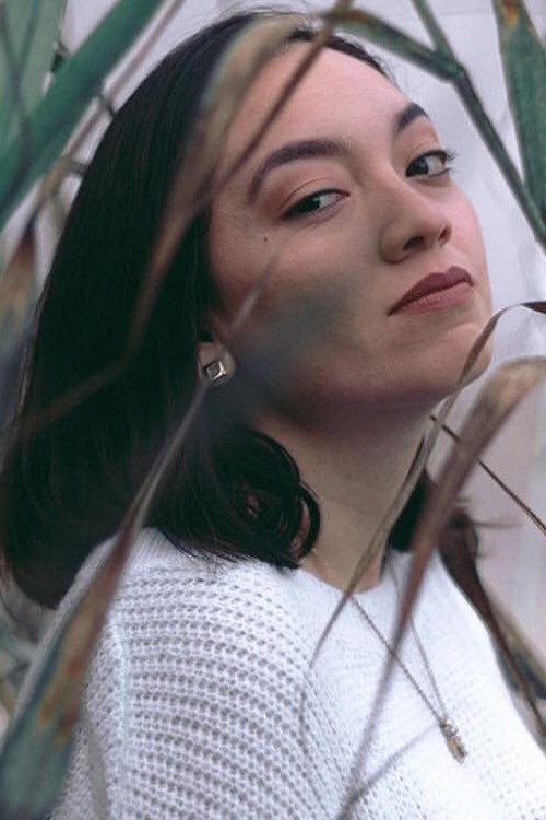 Ariana Alva Sánchez as Ángela in El Sueño De La Mariposa
