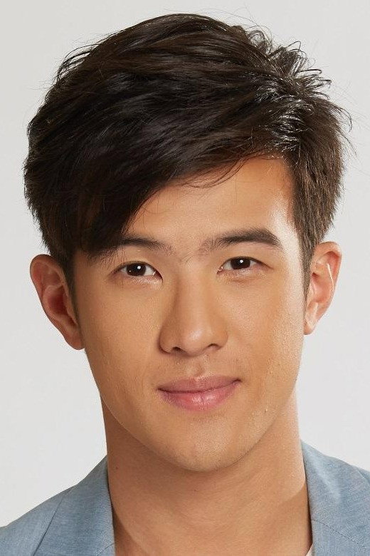 เจมส์ อัศรัสกร as Tinnakrit / Sup / Prasawin in Scent of Love