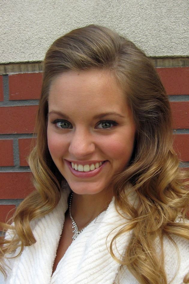 Cassie Keller as Witch in The Wicked