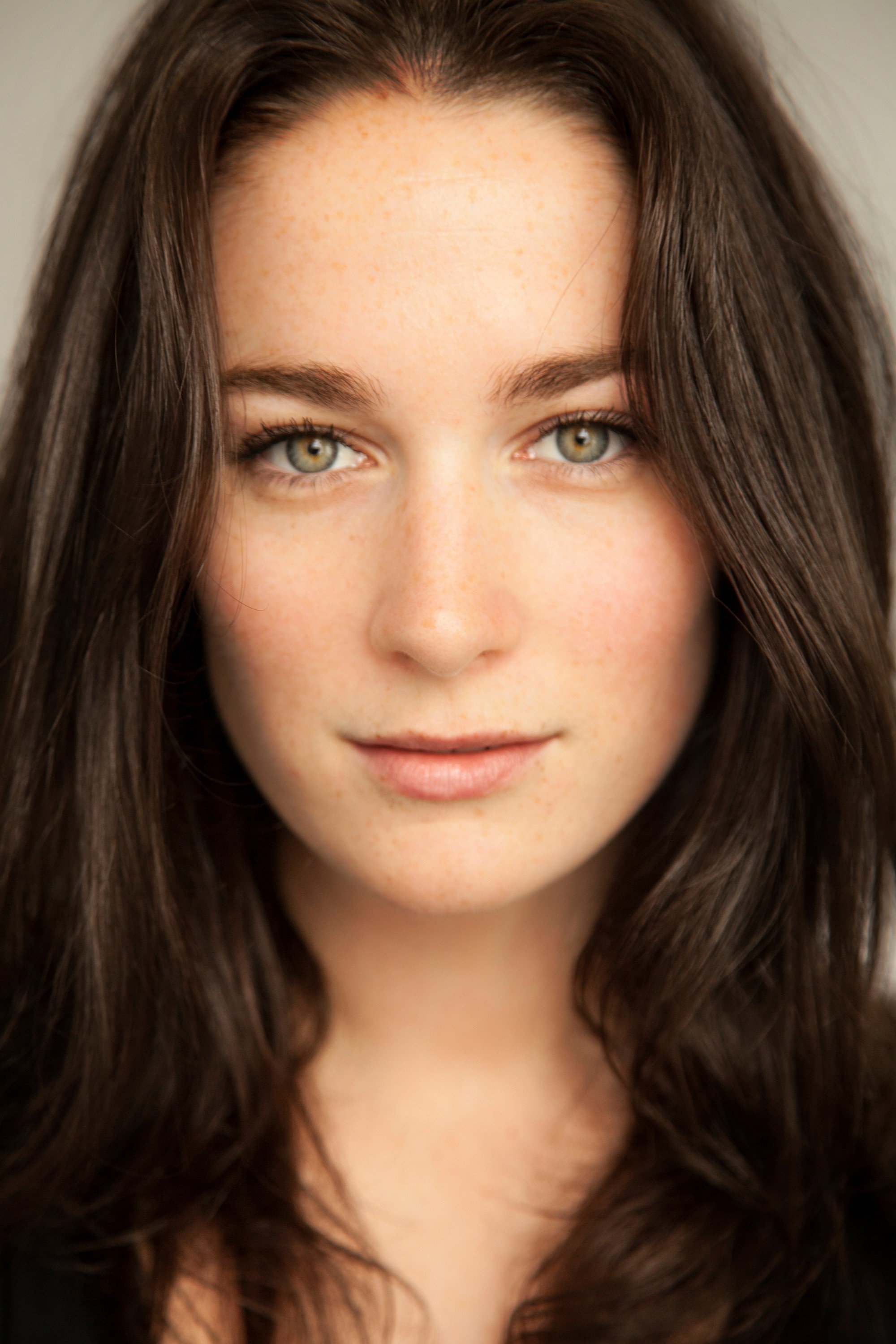 Siobhán Cullen as Morgan in Paula
