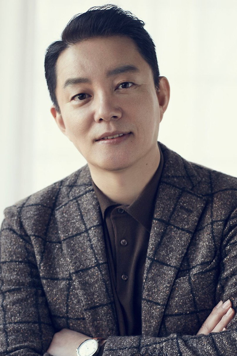 이범수 as Lee Dae-geun in Bungee Jumping of Their Own