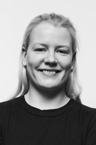 Iida Kuningas as Eeva in Limbo