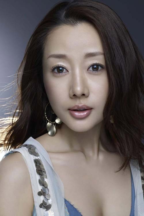 윤손하 as Hong Bo-Hee in The Best Hit