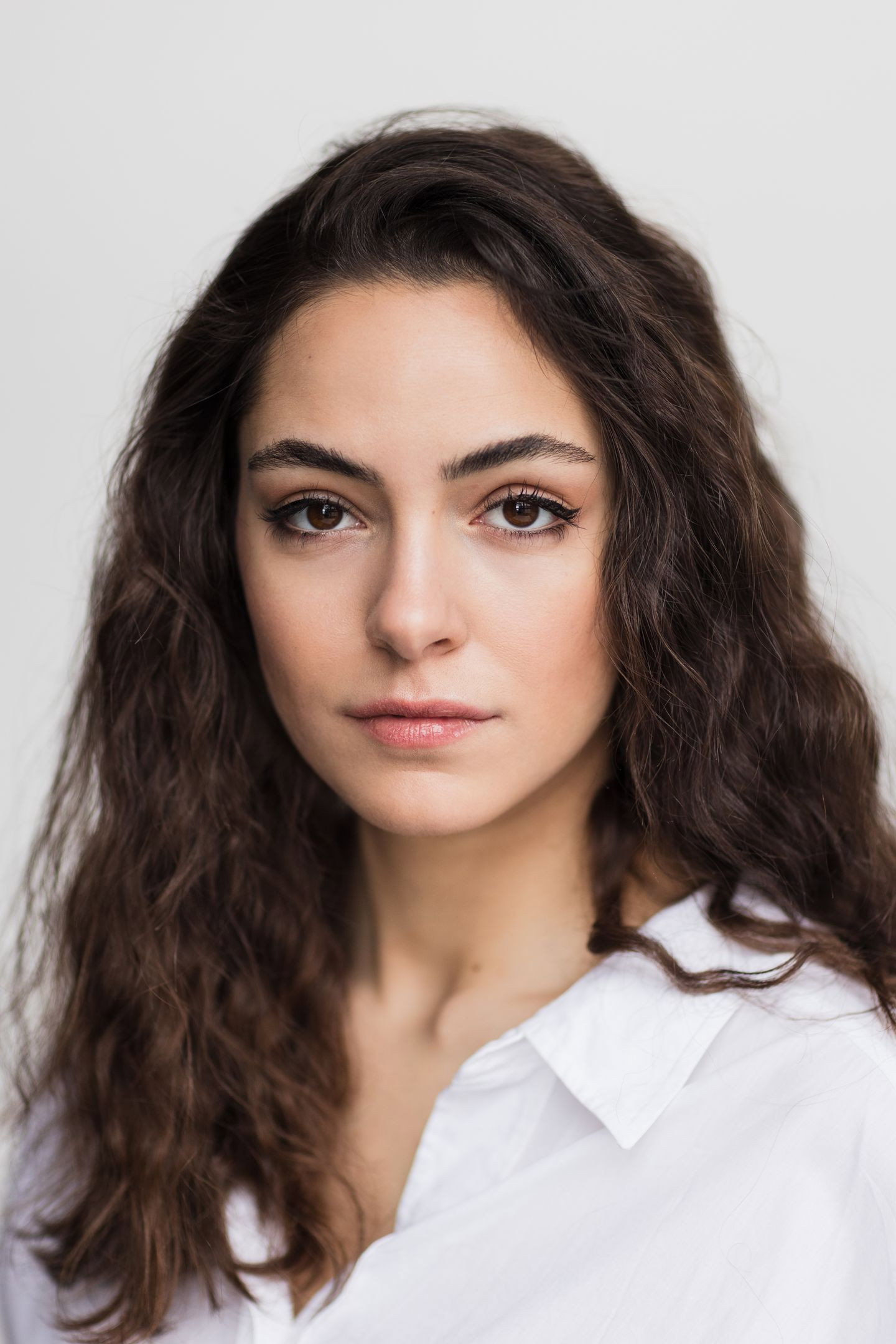 Aslı Melisa Uzun as Duru Gürsoy in Scorpion