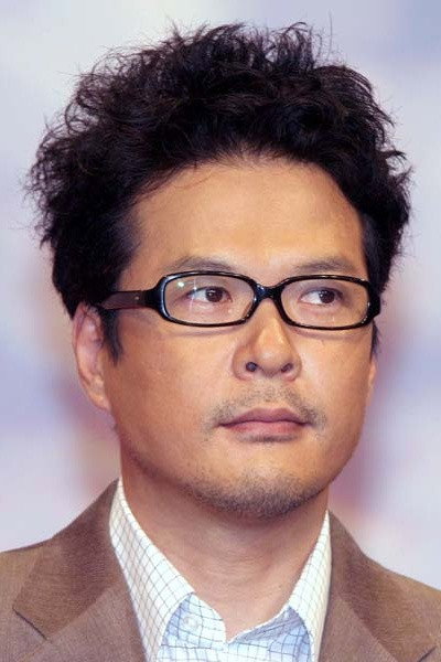 田中哲司 as Izumi Kiuchi in The Science Club
