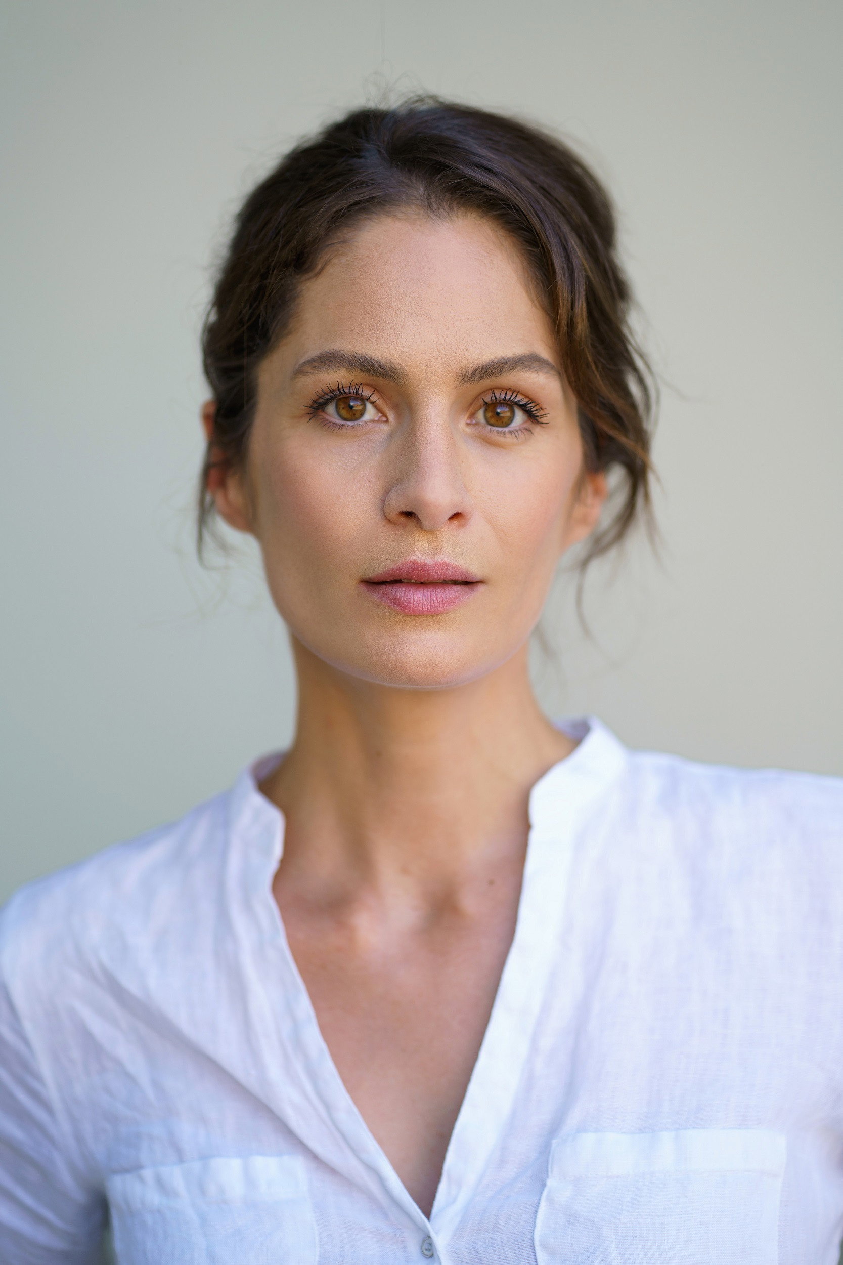 Anna Puck as Henriette Mosbach in The Cruise Doctor