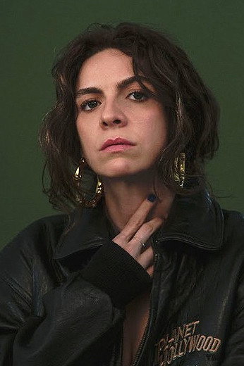 Renata Gaspar as Gilda Rabelo in Ângela Diniz: Murdered and Convicted