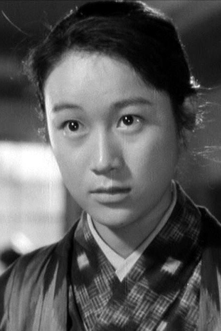 岩崎加根子 as Sachika Ashimura in Kyukei no Koya