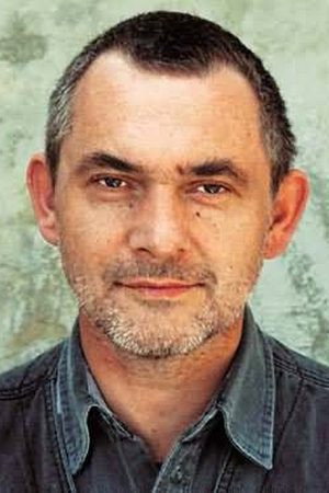 Andrzej Golejewski as Piotr Pierzchała in Przyjaciele