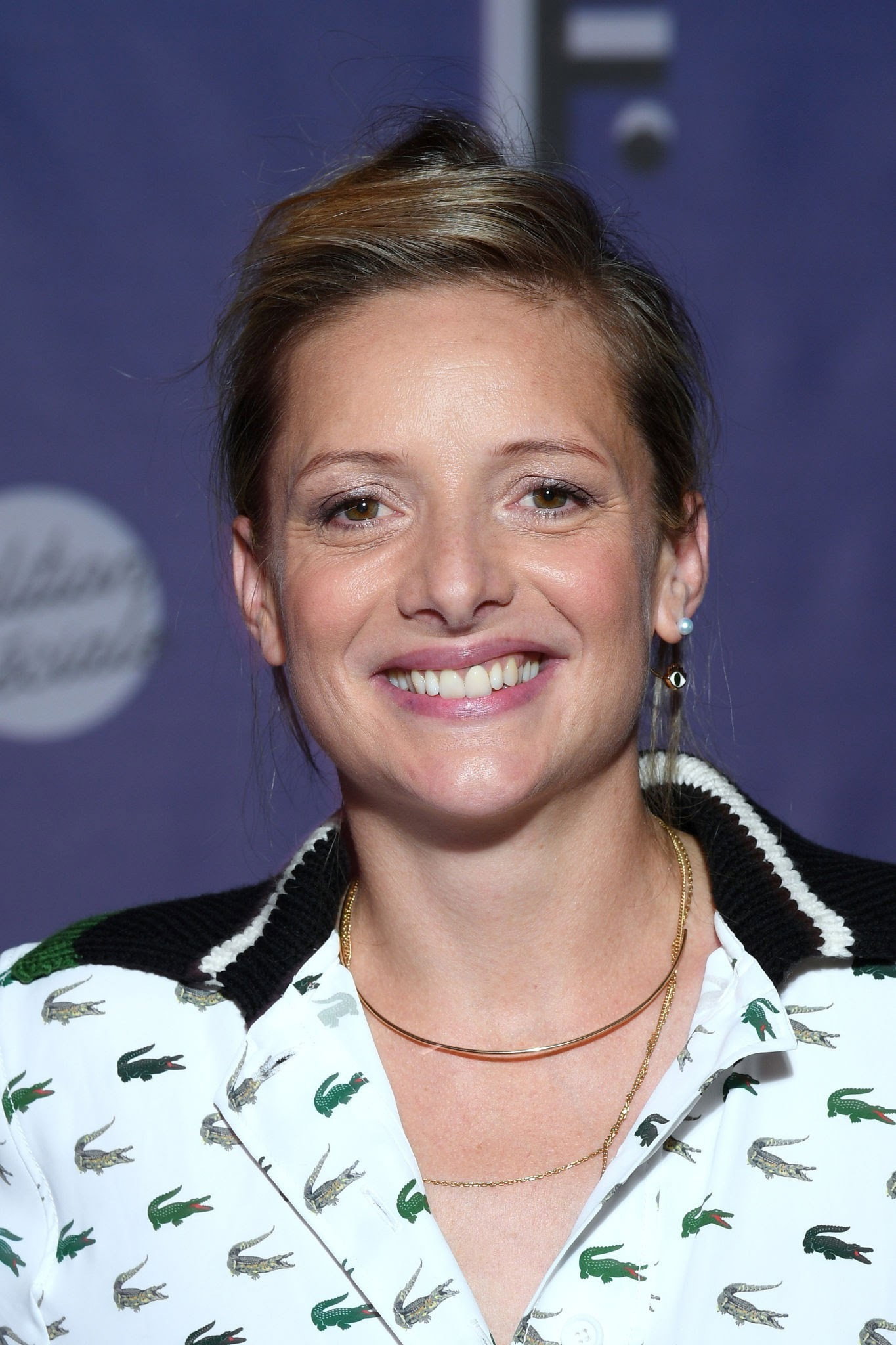 Charlie Bruneau as Katia in Quadras