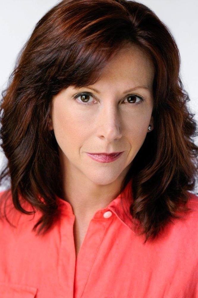 Wendy Keeling as Peter's Mom in Don't Run