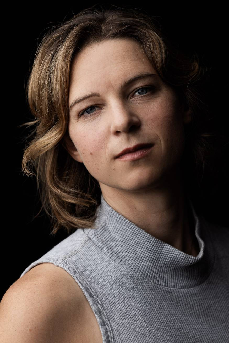 Anjorka Strechel as Karla in Visitors