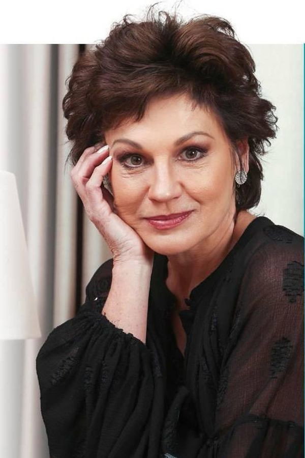Michelle Botes as Princess in Arende