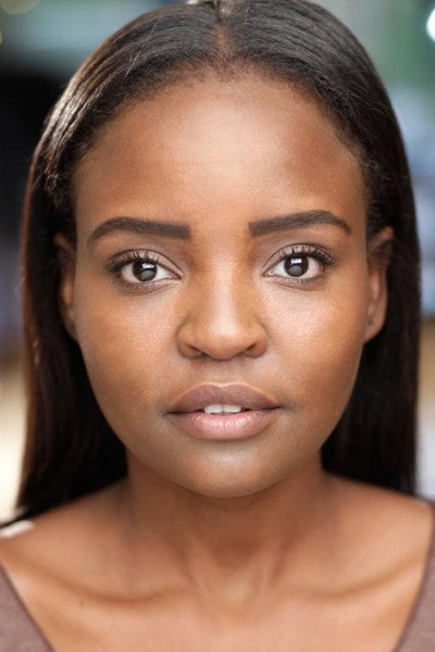 Alma Eno as Rosa in Safe Space