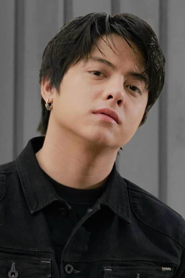 Daniel Padilla as Ely Antonio in Barcelona: A Love Untold