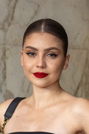 Karolin Omastová as Kristýna Baránková in Sex O’Clock