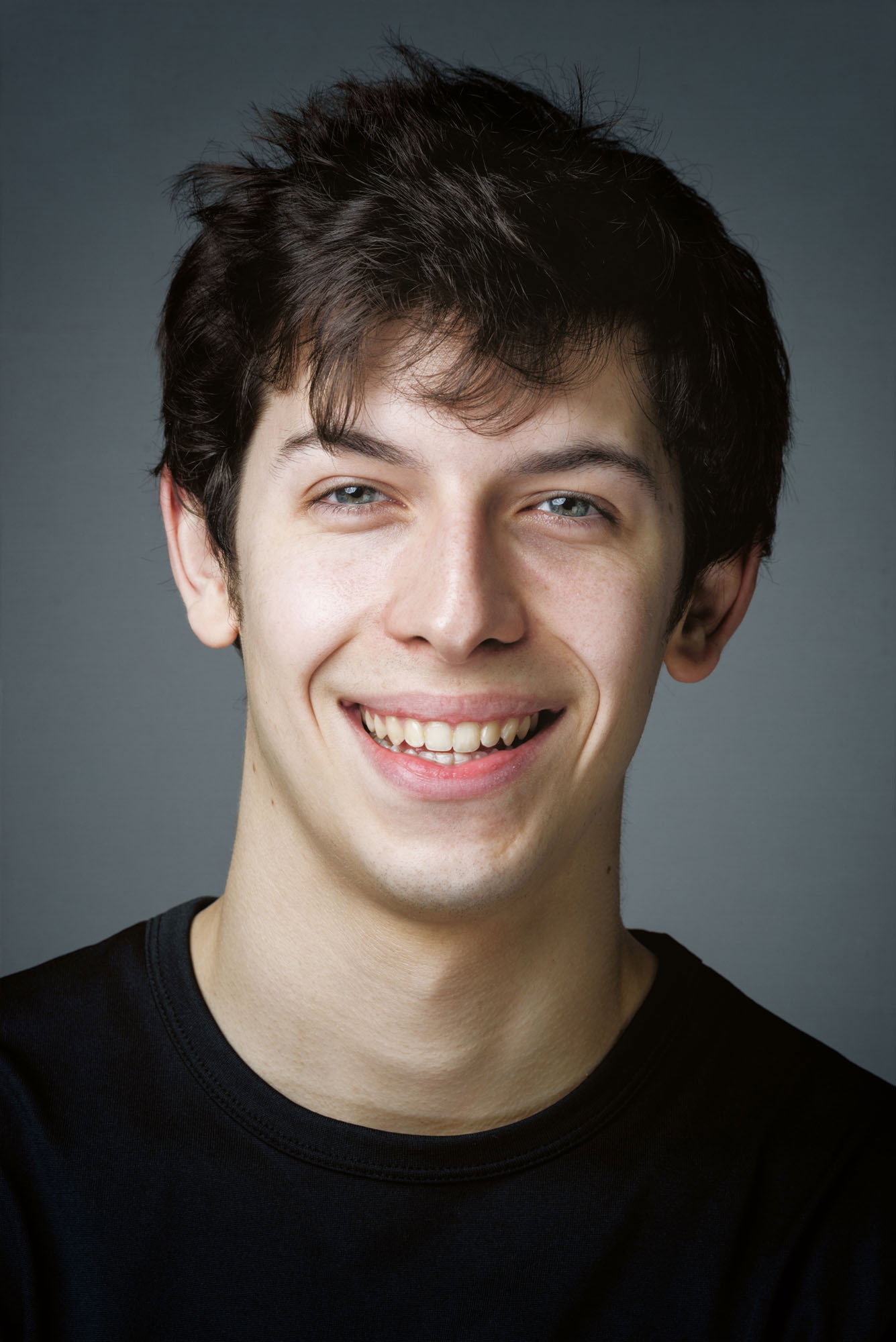 Pablo Capuz as Rai in Merlí. Sapere Aude
